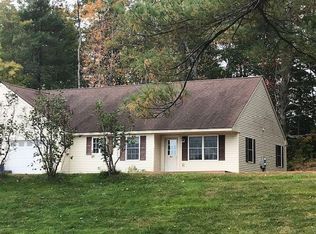 41 Collinsbrook Rd #A, Brunswick, ME 04011