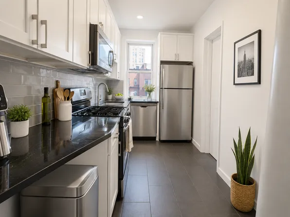 200 W 93rd St, New York, NY