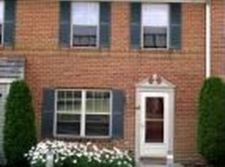 208 Rittenhouse Ct, Lancaster, PA 17601