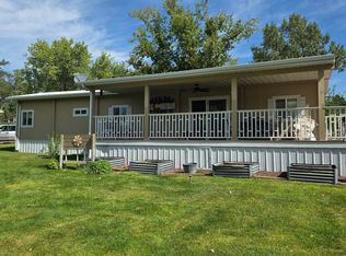 12 Lazy Ike Rd, Lemoyne, NE 69146