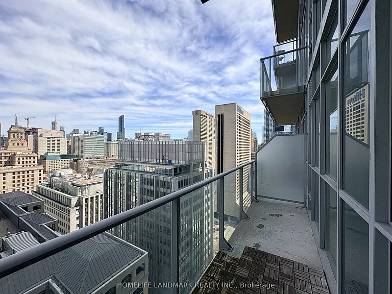 126 Simcoe St #2206 — Photo 9