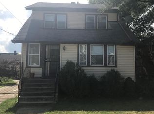 19516 Muskoka Ave, Cleveland, OH 44119