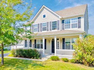 302 Comstock Dr, Elgin, IL 60124