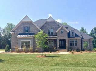 1210 Grand Oak Dr, Waxhaw, NC 28173