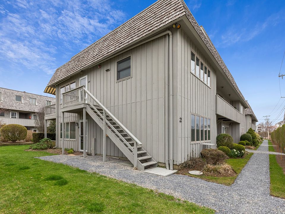 1st image of 18 Bridge St #2H