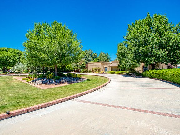 3rd image of 713 River Elms Ct