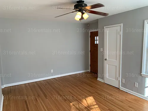 1059 N Terrace Dr Photo 1