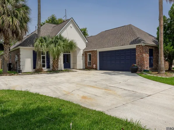 10417 Oakline Dr, Baton Rouge, LA 70809