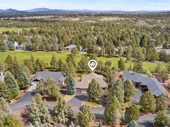 2210 Condor Dr, Redmond, OR 97756