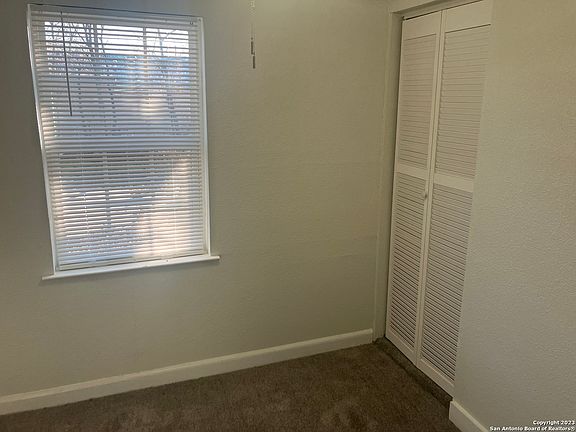 5th image of 327 HUERTA ST