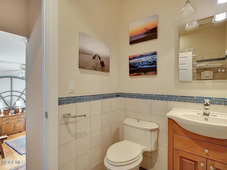 323 Cove Dr — Photo 32