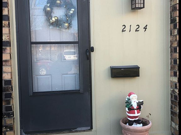 3rd image of 2124 Country Club Dr
