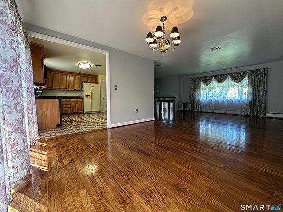 3rd image of 99 Glenwood Drive