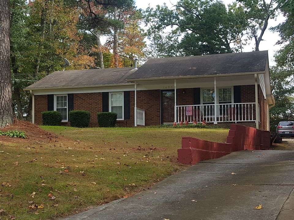 1st image of 1695 Mulberry Cir
