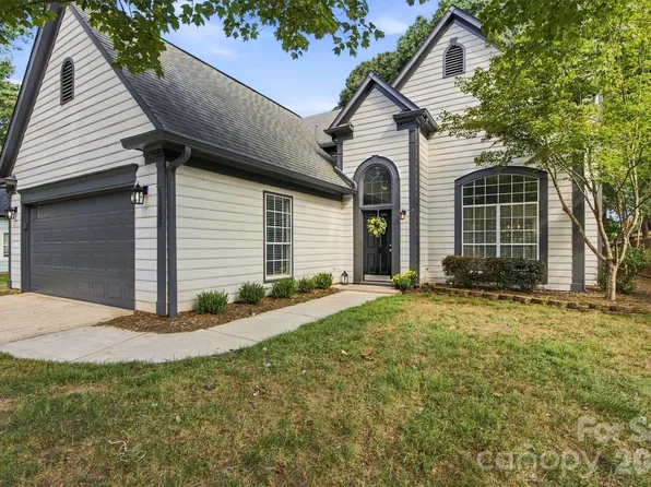 10207 Bon Meade Ln, Cornelius, NC 28031