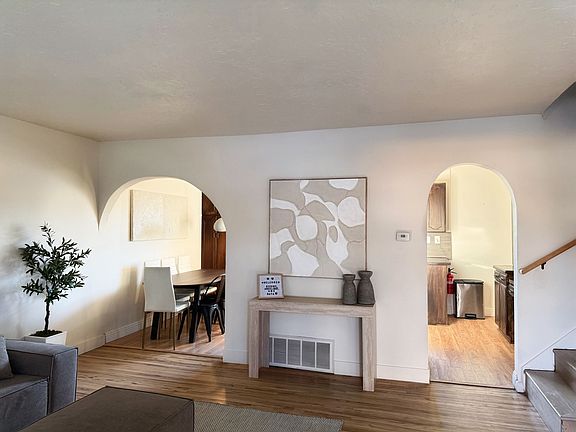 3rd image of 9706 S Poppy Ln
