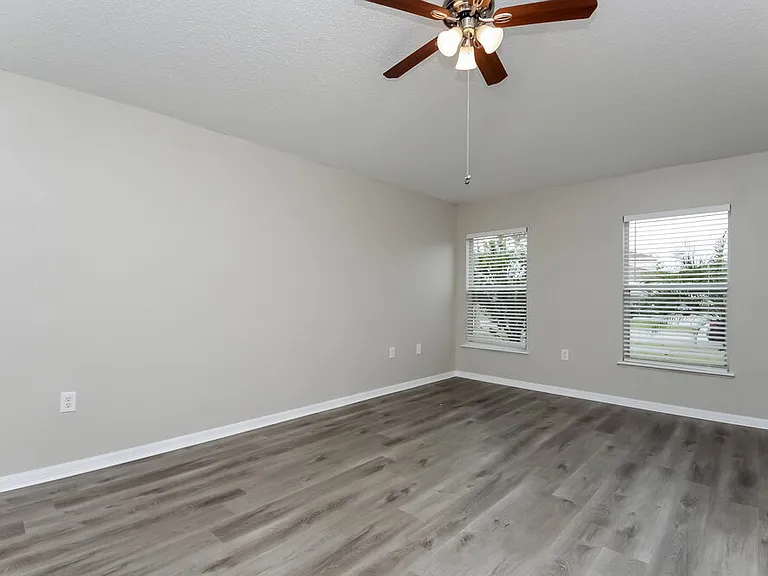 2790 Woodland Creek Loop — Photo 8