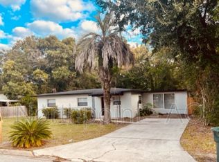 8951 Macarthur Ct S, Jacksonville, FL 32216