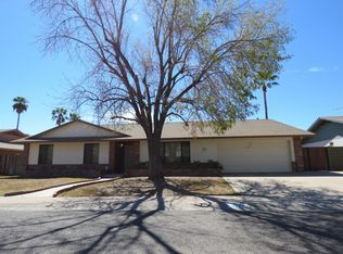 107 E Angela Dr, Phoenix, AZ 85022