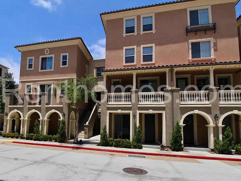 8862 Promenade North Pl — Photo 1