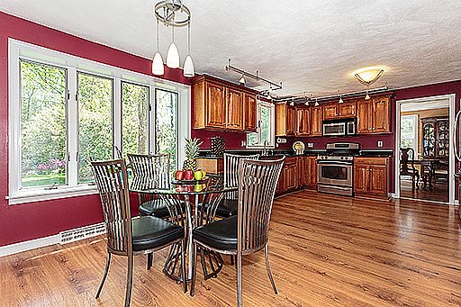 2nd image of 6 Loiselle Ln