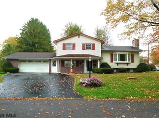 132 Oak St, Millheim, PA