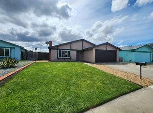 8411 Menkar Rd, San Diego, CA 92126