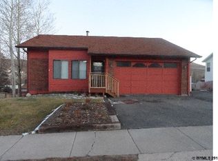 205 Champs Ave, Evanston, WY 82930