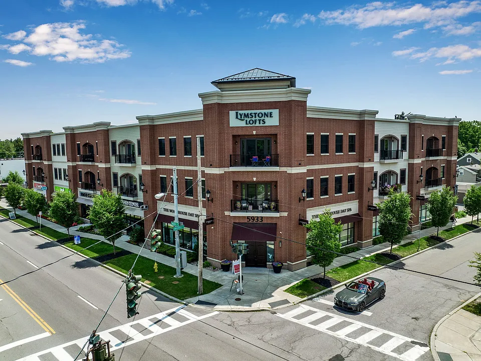 Lymstone Lofts