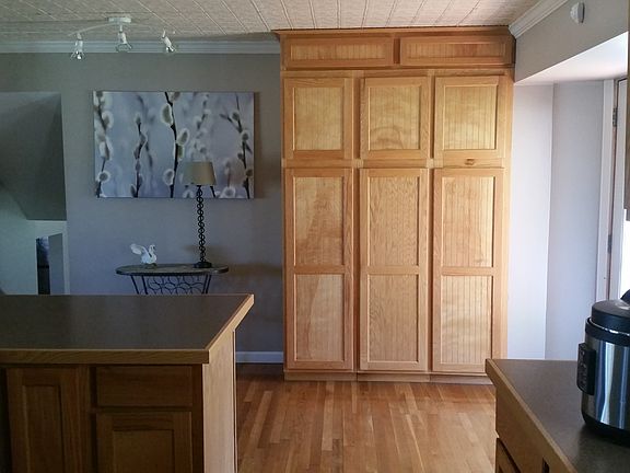 Kitchen Cabinets
