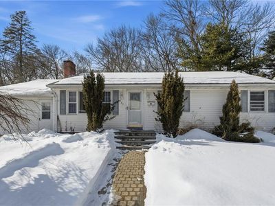 165 Lockwood St, West Warwick, RI, 02893