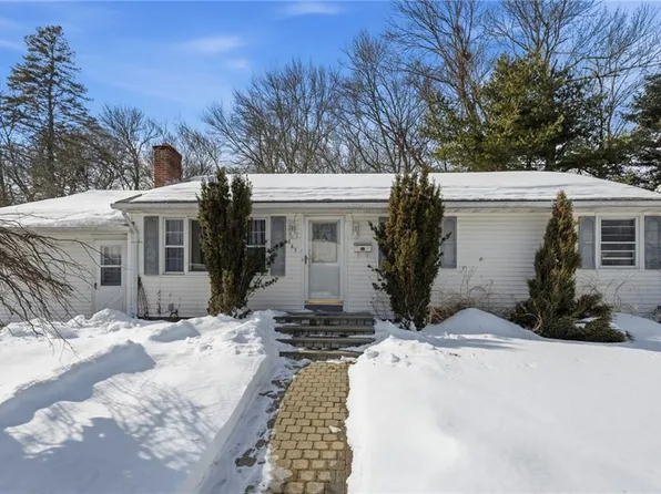 165 Lockwood St, West Warwick, RI 02893