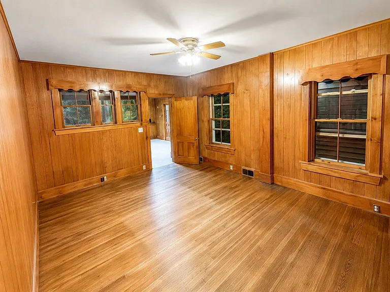 23 Sherwin St #1 — Photo 3