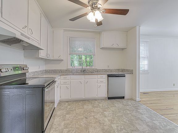 3rd image of 1307 Minerva Dr