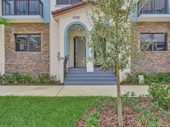 6130 SW 36th Ct #8, Hollywood, FL 33023