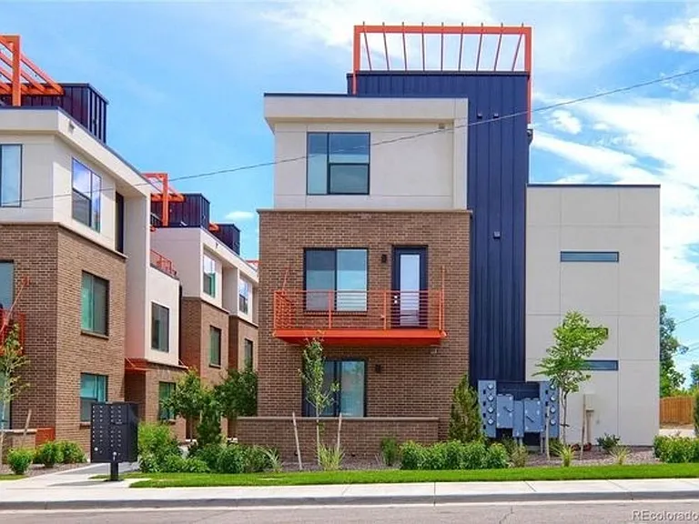 3030 Wilson Ct #5 — Photo 1
