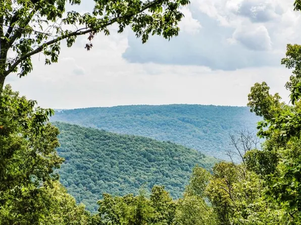 1 S Bluff Trl SE, Huntsville, AL 35803