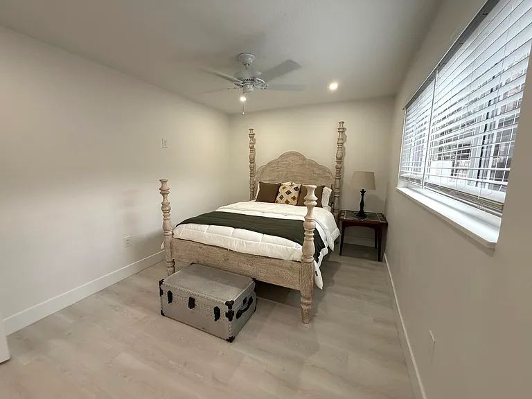 1279 Beach Rd #3 — Photo 20