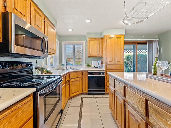 5th image of 8343 W Willowpark Dr