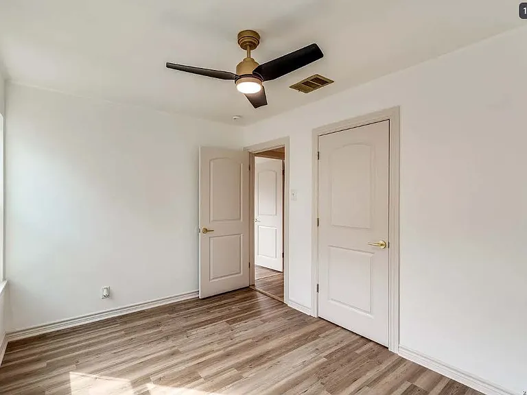 3611 Devon Ave — Photo 9