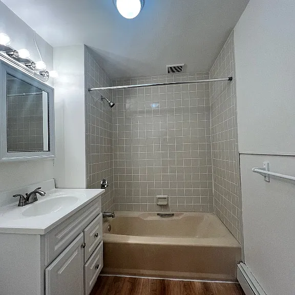 4 Wolcott Rd #4 — Photo 2