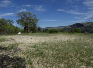 108 E St, Grand Coulee, WA 99133