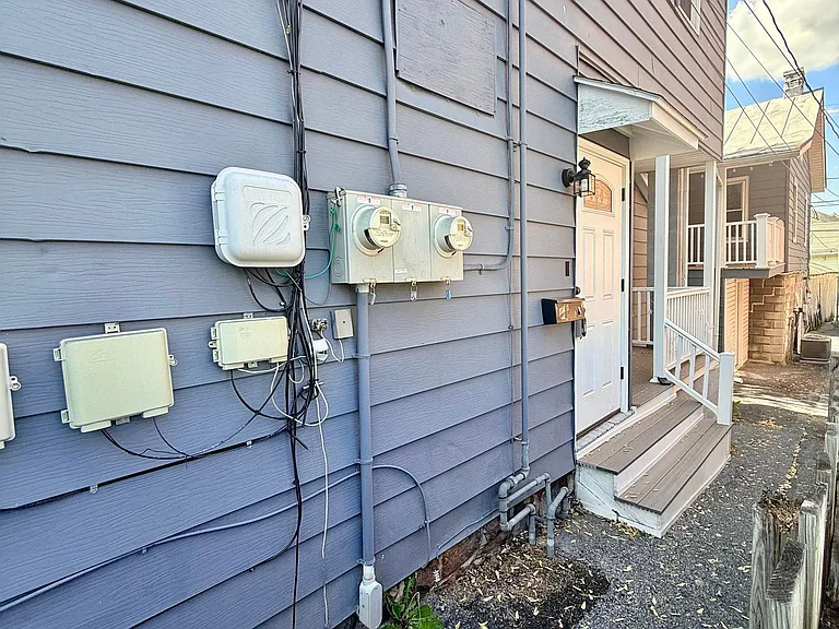 42 N State St #B — Photo 9