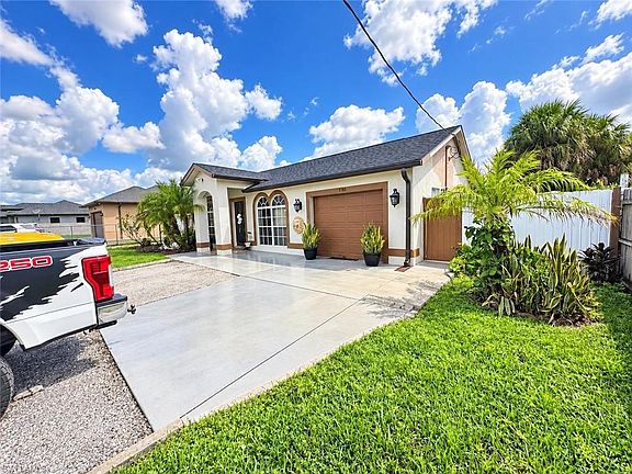 5th image of 3180 Everglades BLVD S