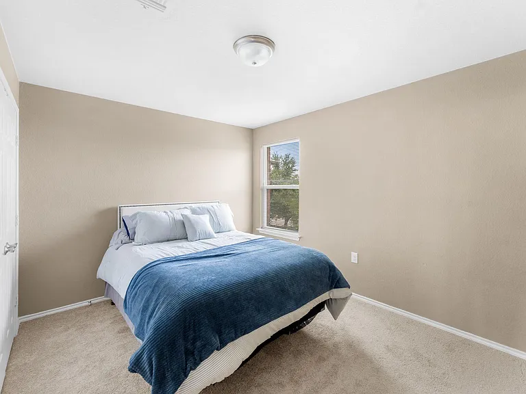 6708 Glebe Path — Photo 30