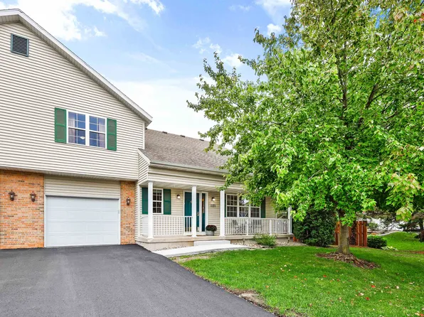 1171 School St, Sun Prairie, WI 53590