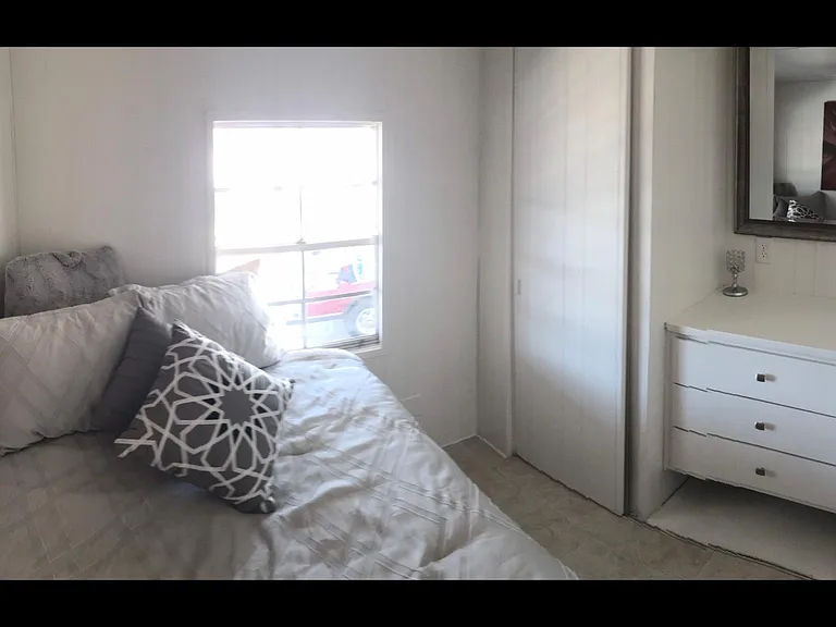 2888 Manor View Dr — Photo 14