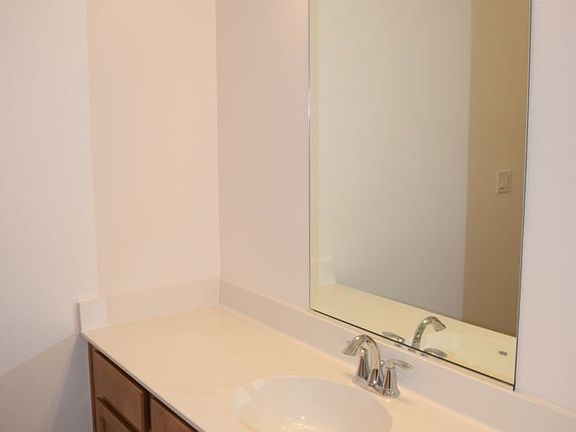 2nd image of 4144 Hydra Cir