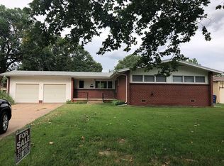 844 N Peterson Ave, Wichita, KS 67212