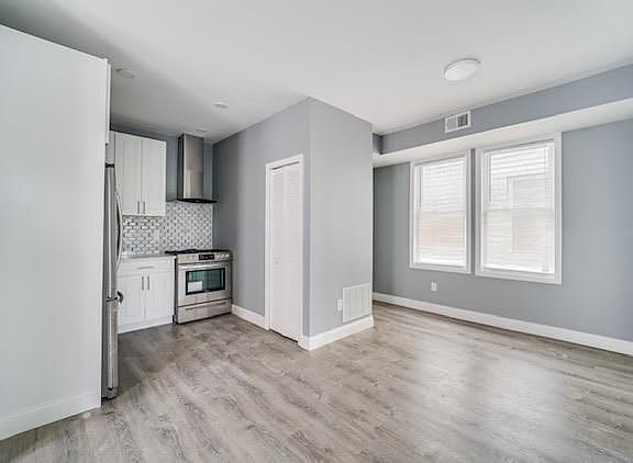 3rd image of 77 Randolph Ave #1R